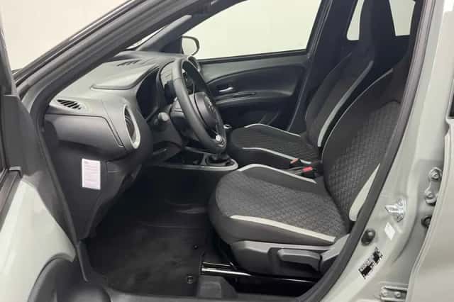 Toyota Aygo X (2024) thumbnail 6