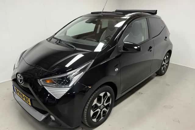 Toyota Aygo (2021) thumbnail 1