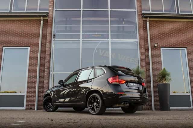 BMW X1 (2014) thumbnail 4