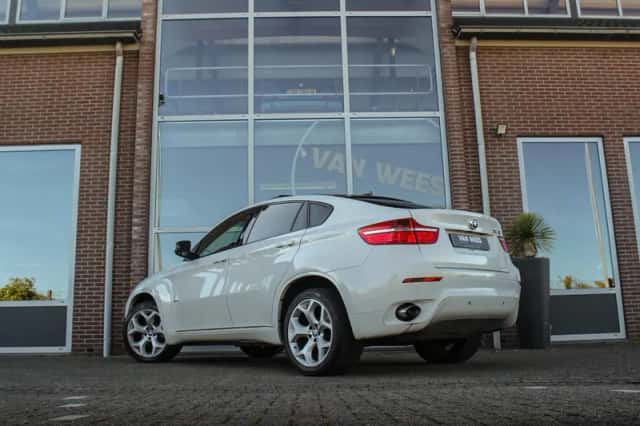 BMW X6 (2009) thumbnail 3