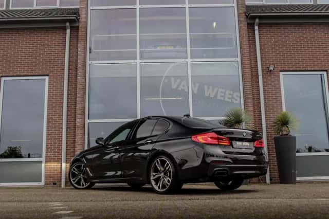 BMW 5-Serie (2018) thumbnail 3