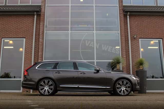 Volvo V90 (2021) thumbnail 6