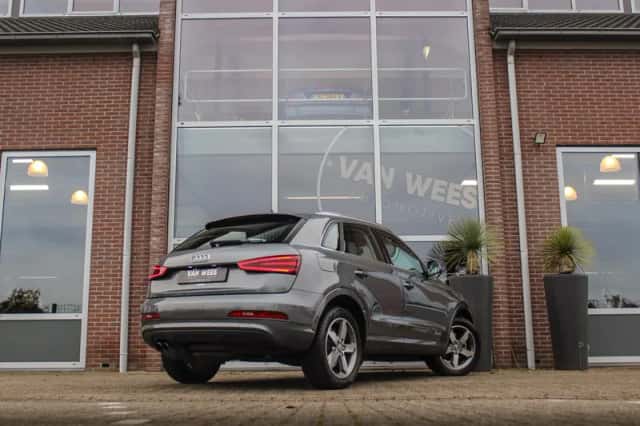 Audi Q3 (2012) thumbnail 4