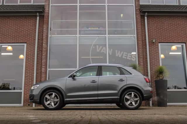 Audi Q3 (2012) thumbnail 5