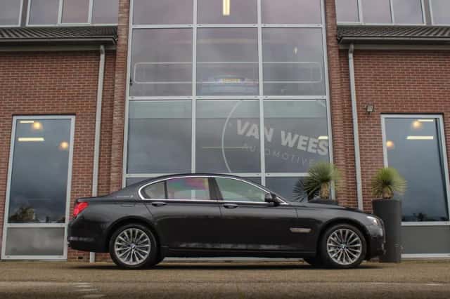 BMW 7-Serie (2012) thumbnail 6