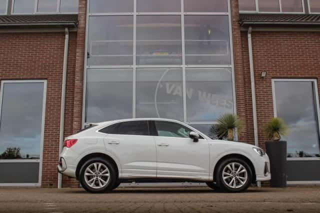 Audi Q3 (2020) thumbnail 6