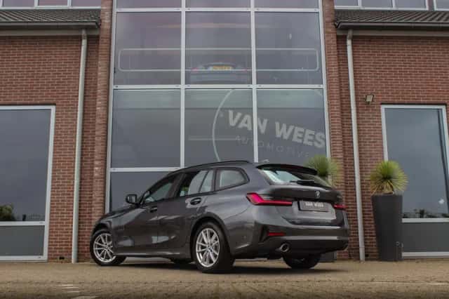 BMW 3-Serie (2022) thumbnail 3