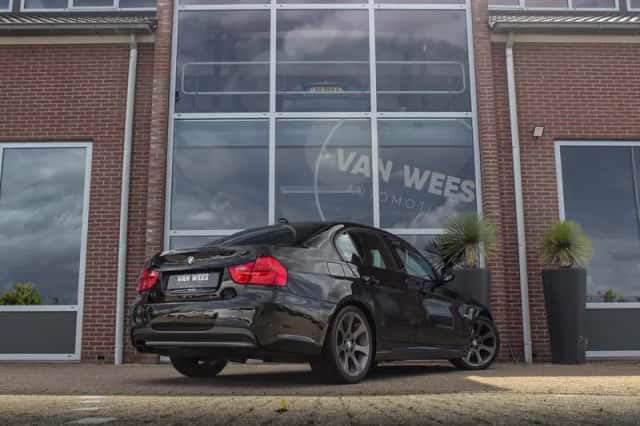 BMW 3-Serie (2010) thumbnail 4