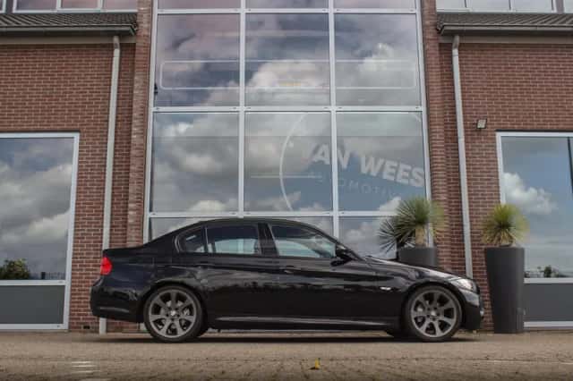 BMW 3-Serie (2010) thumbnail 6