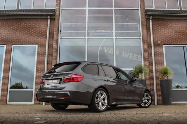BMW 3-Serie (2016) thumbnail 4
