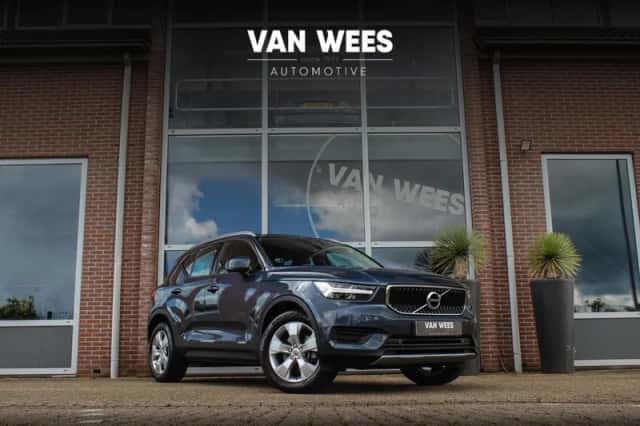 Volvo XC40 (2022) thumbnail 1