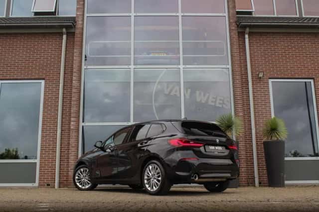 BMW 1-Serie (2023) thumbnail 3