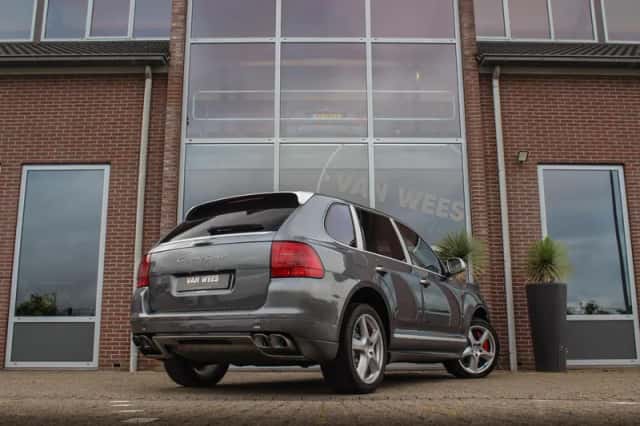Porsche Cayenne (2005) thumbnail 4