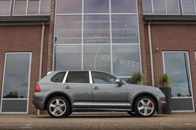 Porsche Cayenne (2005) thumbnail 6