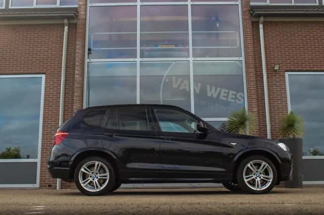 BMW X3 (2012) thumbnail 6