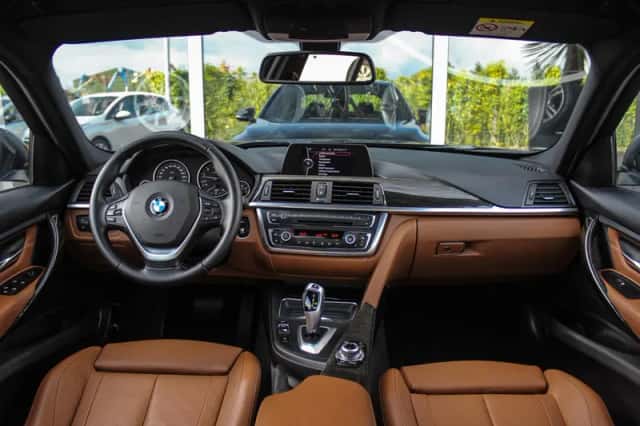 BMW 3-Serie (2014) thumbnail 2