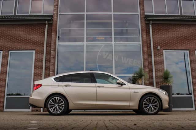BMW 5-Serie (2009) thumbnail 6