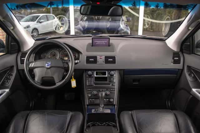 Volvo XC90 (2005) thumbnail 2