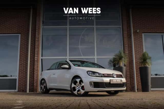 Volkswagen Golf (2015) thumbnail 1