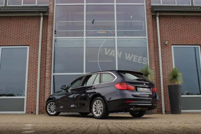 BMW 3-Serie (2013) thumbnail 3