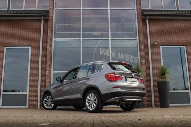 BMW X3 (2014) thumbnail 3