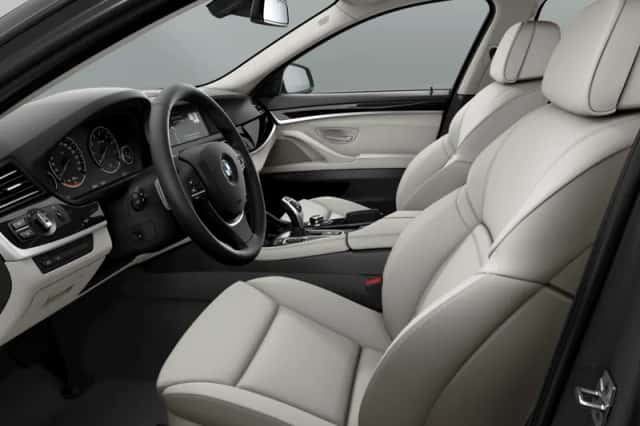 BMW 5-Serie (2010) thumbnail 3