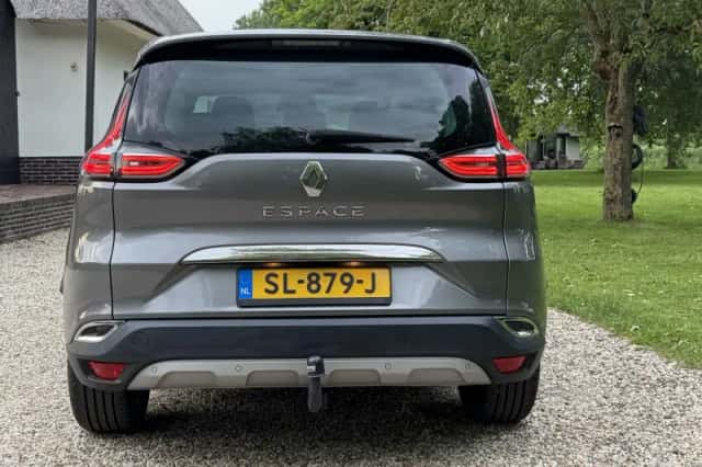 Renault Espace (2015) thumbnail 4