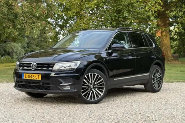 Volkswagen Tiguan (2018) thumbnail 1