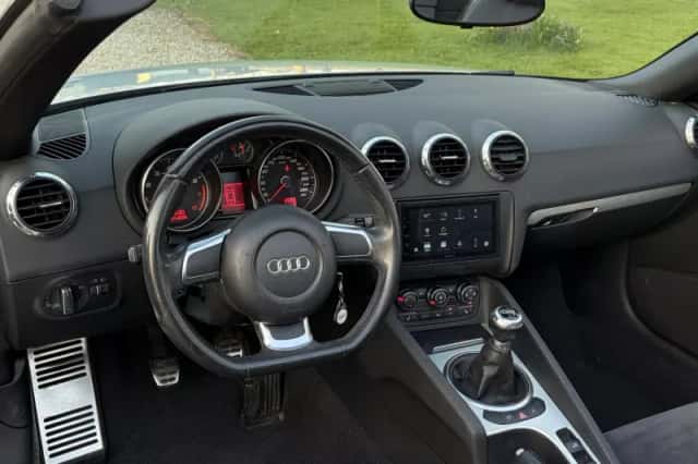 Audi TT (2008) thumbnail 6