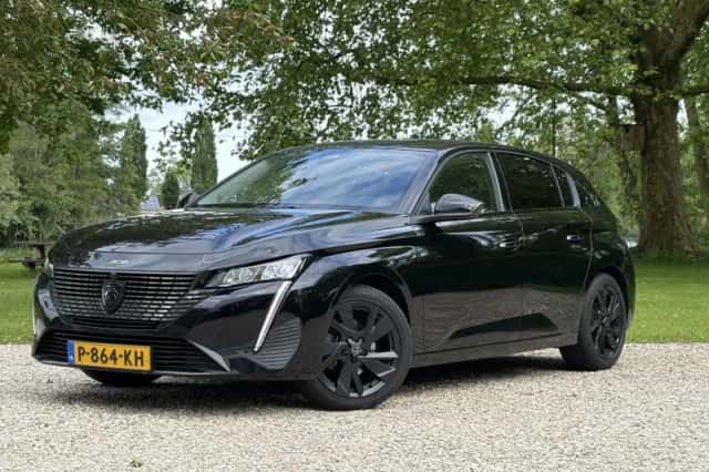 Peugeot 308 (2022) thumbnail 1