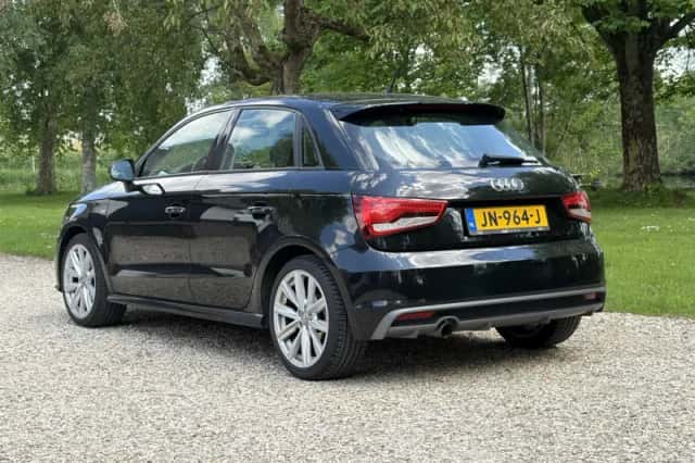 Audi A1 (2016) thumbnail 4