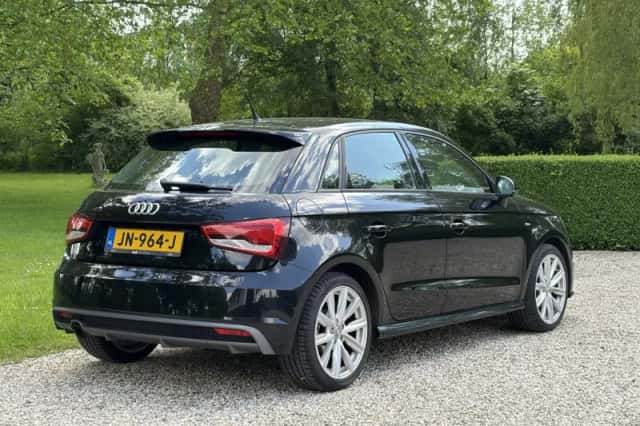 Audi A1 (2016) thumbnail 6