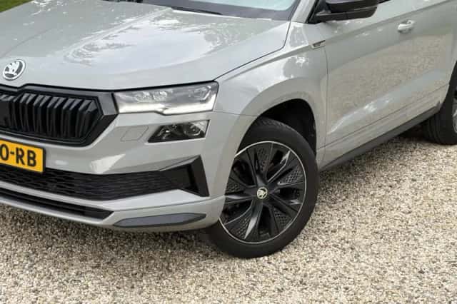 Škoda Karoq (2022) thumbnail 2