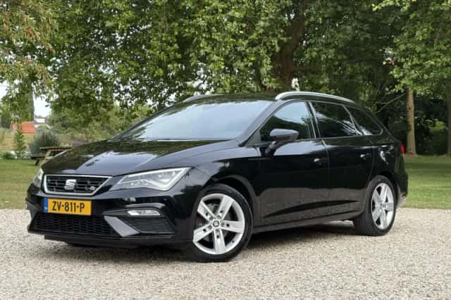 SEAT Leon (2019) thumbnail 1