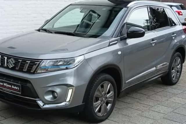 Suzuki Vitara (2021) thumbnail 3