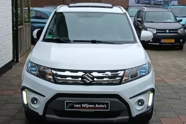 Suzuki Vitara (2017) thumbnail 4