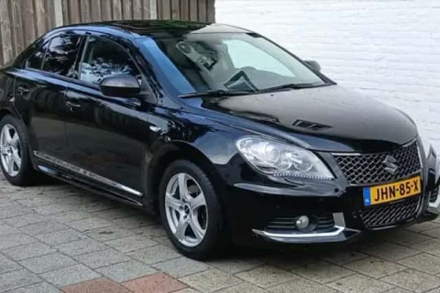 Suzuki Kizashi (2012) thumbnail 6
