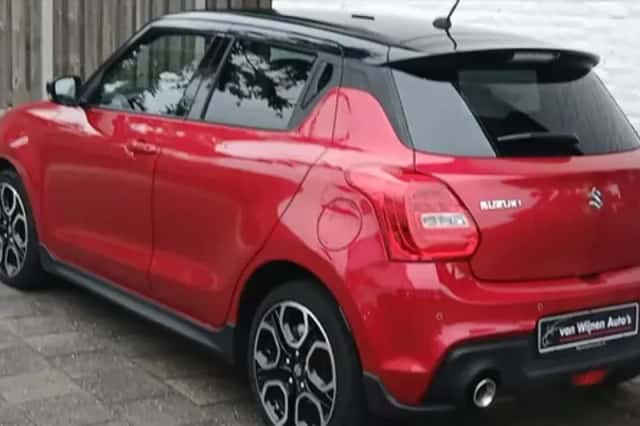 Suzuki Swift (2022) thumbnail 4