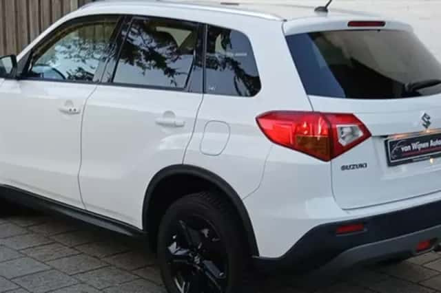 Suzuki Vitara (2017) thumbnail 4