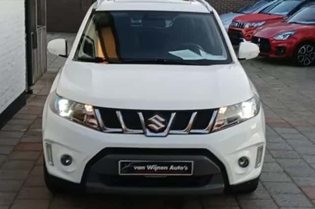 Suzuki Vitara (2017) thumbnail 6