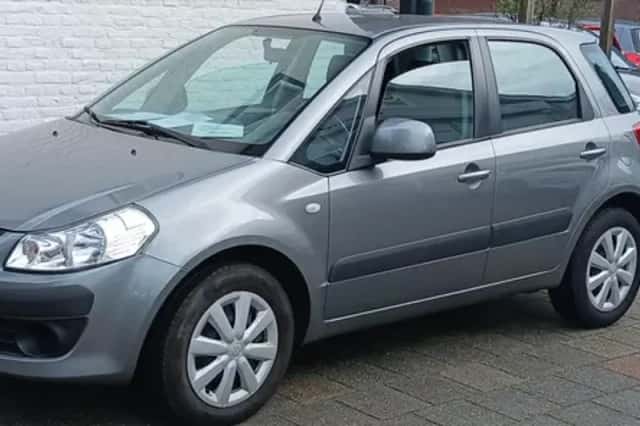 Suzuki SX4 (2007) thumbnail 3