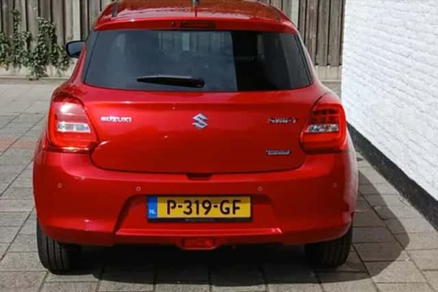 Suzuki Swift (2022) thumbnail 6