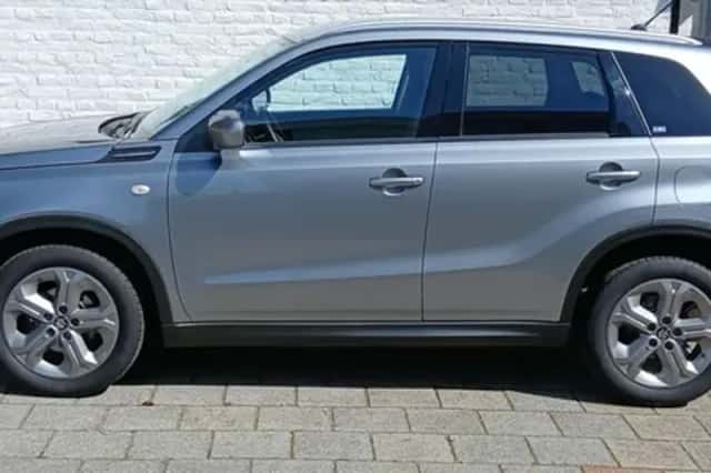 Suzuki Vitara (2017) thumbnail 2