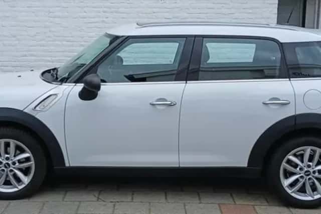 MINI Countryman (2013) thumbnail 2