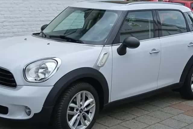 MINI Countryman (2013) thumbnail 3