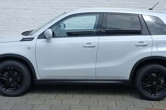 Suzuki Vitara (2016) thumbnail 3