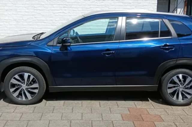 Suzuki S-Cross (2023) thumbnail 4