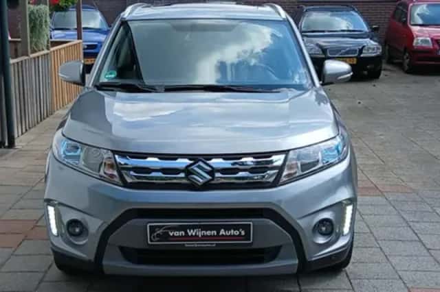 Suzuki Vitara (2017) thumbnail 6