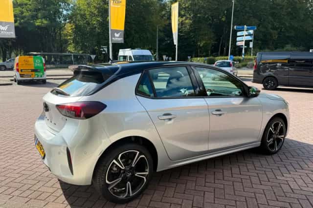 Opel Corsa (2025) thumbnail 6