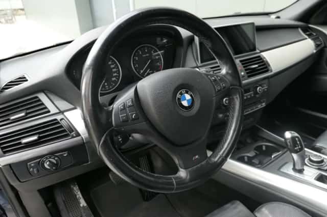 BMW X5 (2011) thumbnail 4